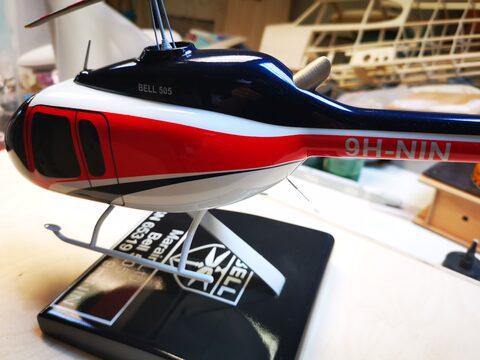 Bell 505