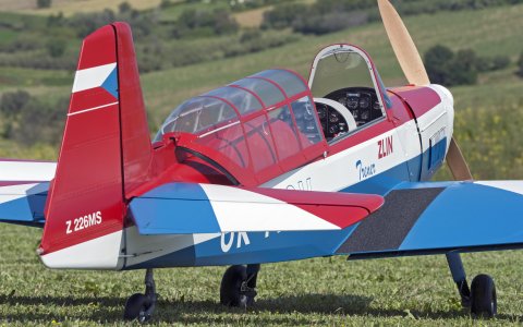 Zlín 226 MS